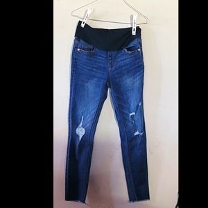 Maternity skinny jeans